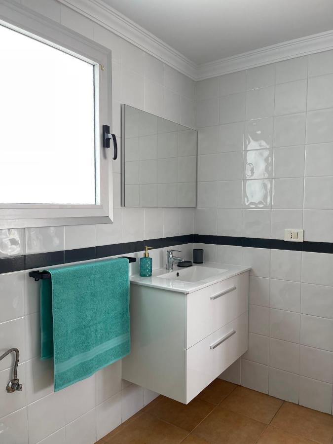 ÁTICO TURQUESA BEACH CON PISCINA y WIFI Sardina Esterno foto